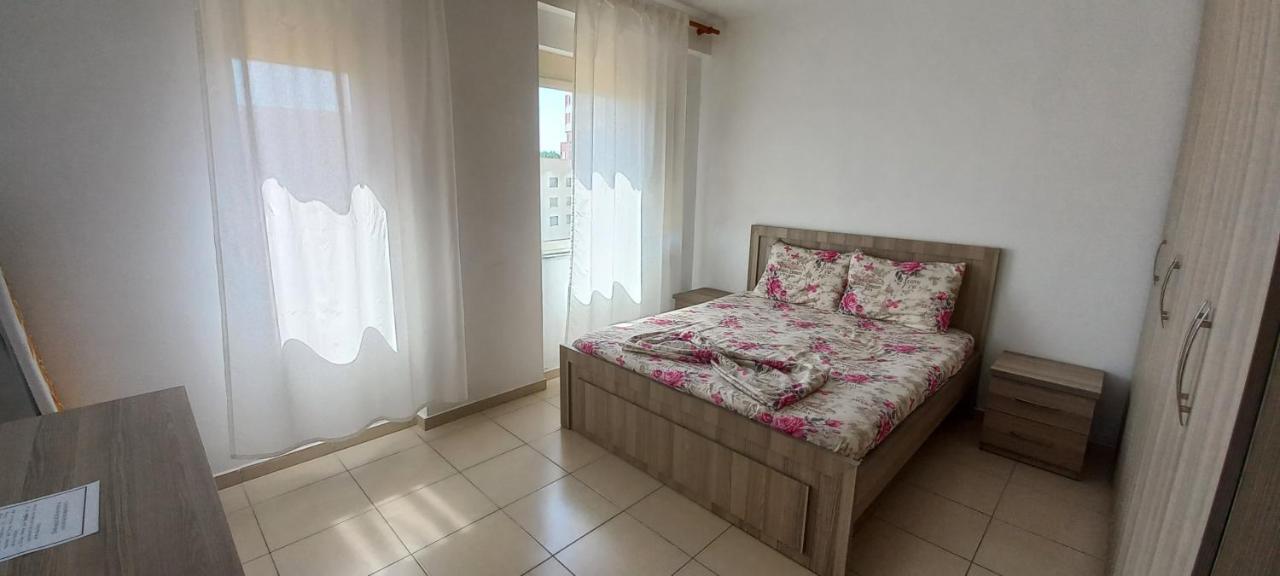 Nm - Apartment 1 Durrës Esterno foto